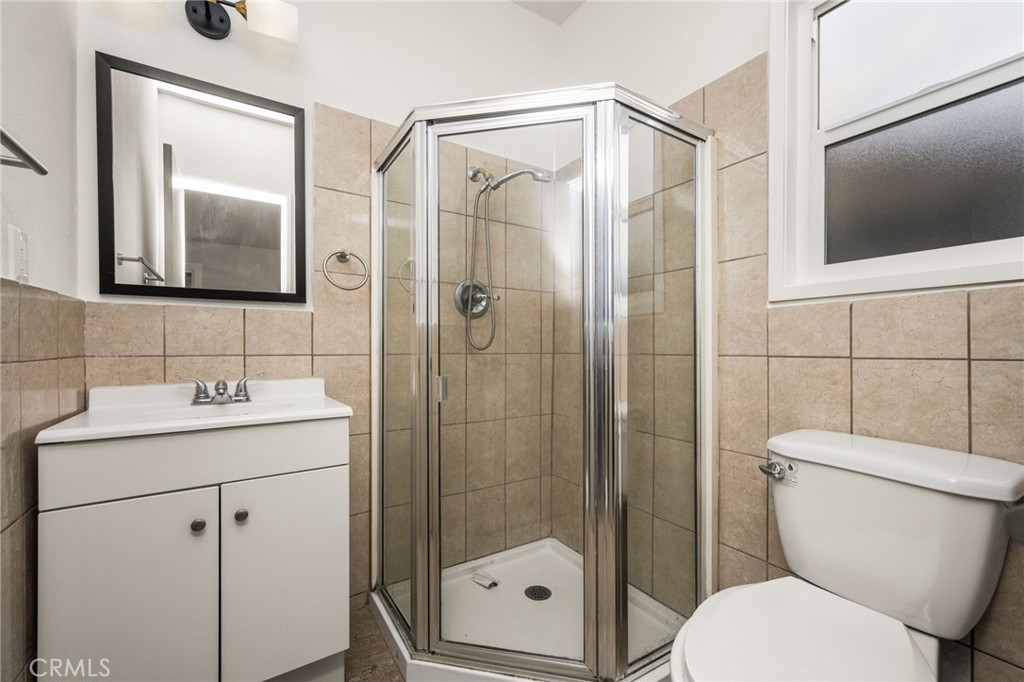 705 S Corlett Avenue Property Photo 14