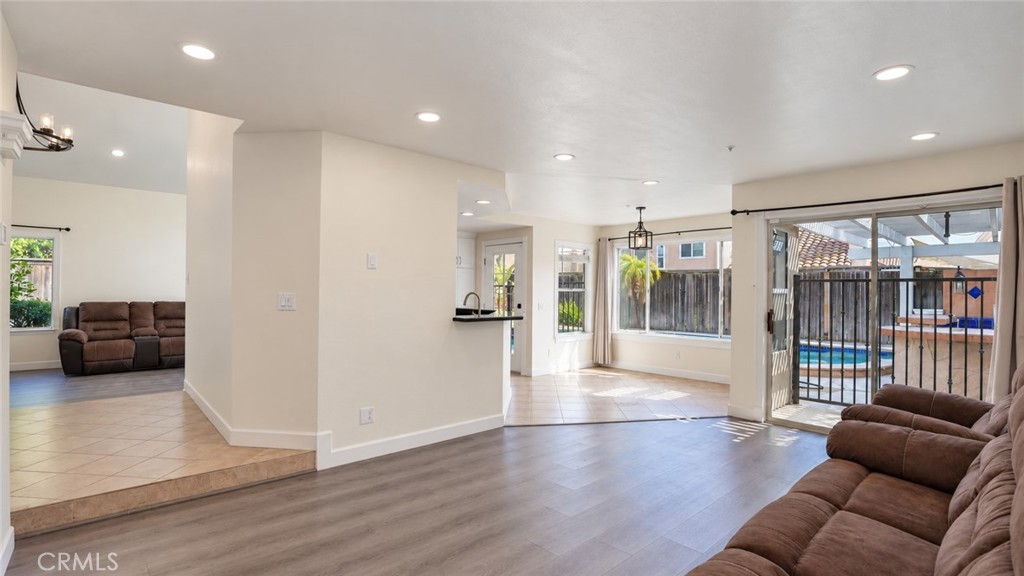 5912 San Remo Property Photo 11