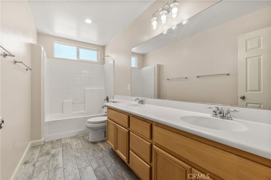13680 Summit View Street Property Photo 14