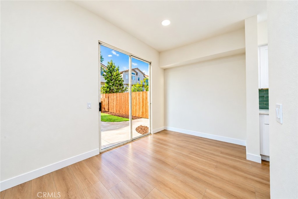 2149 Los Ranchitos Road Property Photo 12