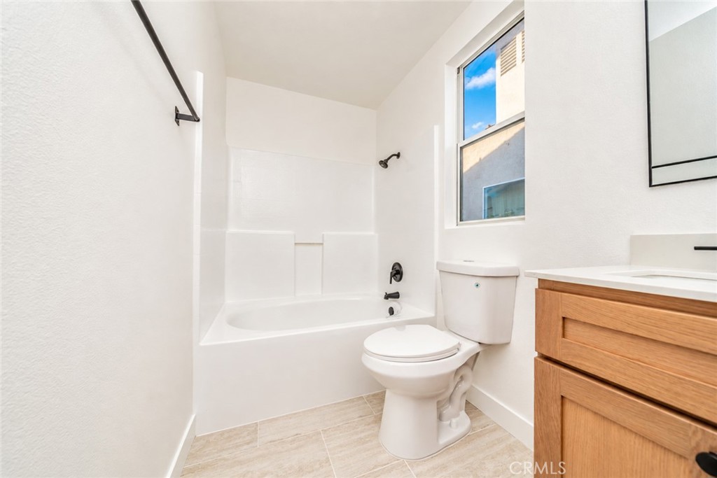 2149 Los Ranchitos Road Property Photo 18