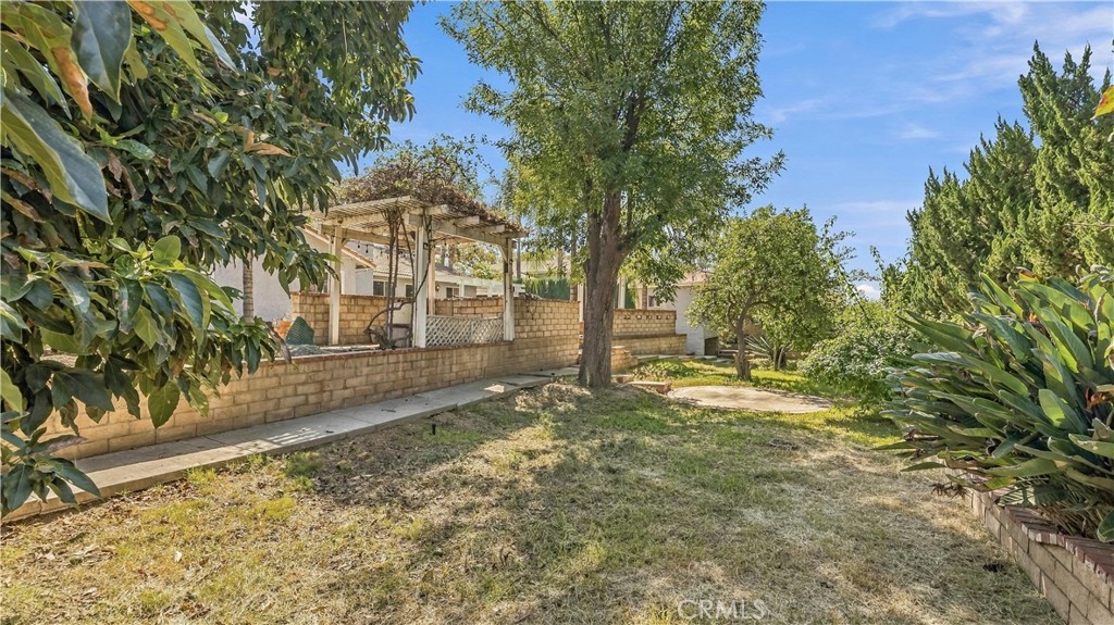 1510 S Oaks Property Photo 31