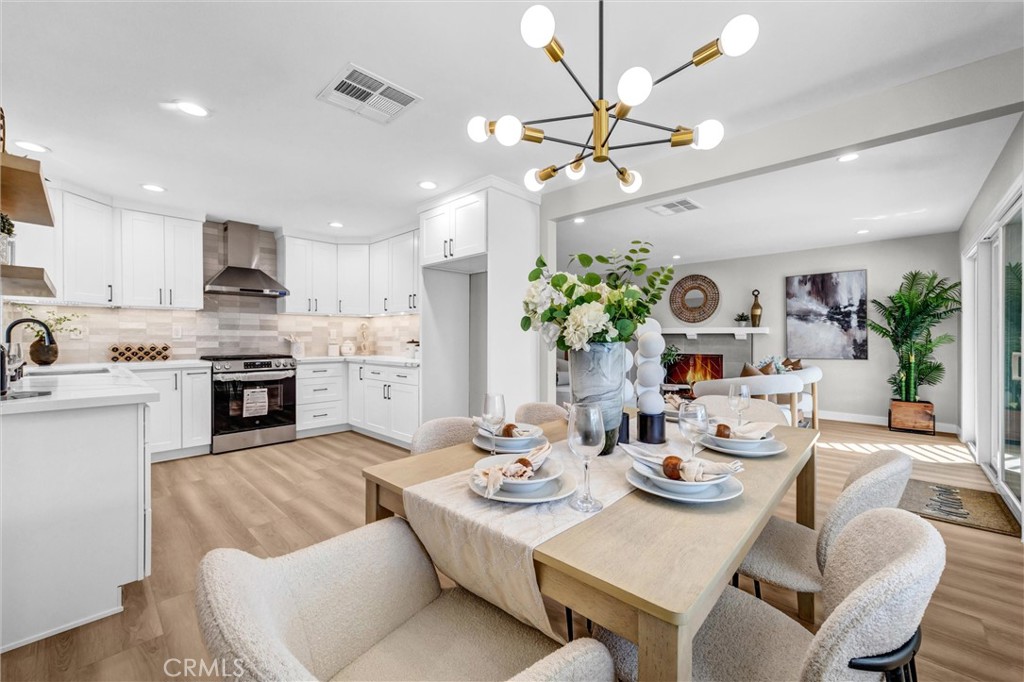 7060 Santa Ana Property Photo 8