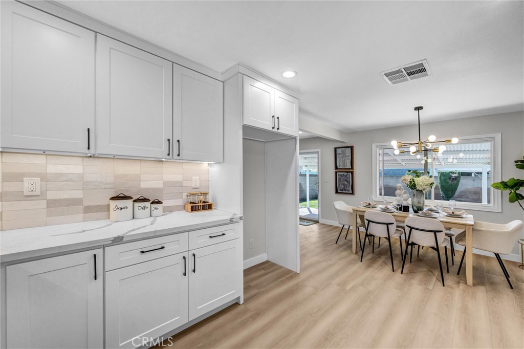 7060 Santa Ana Property Photo 13