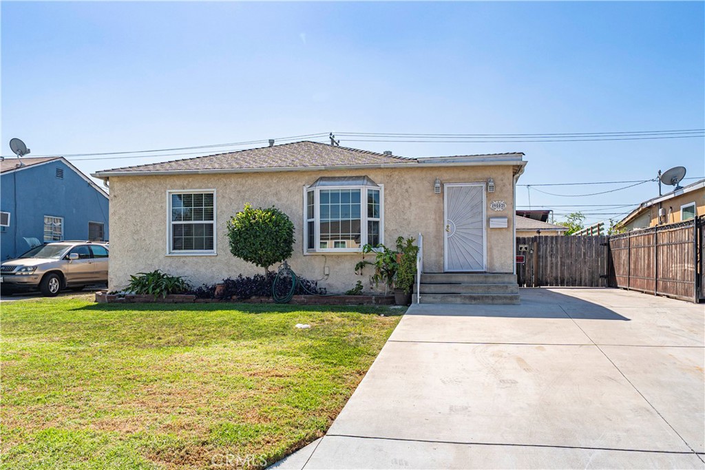 9502 Olney Street Property Photo 4
