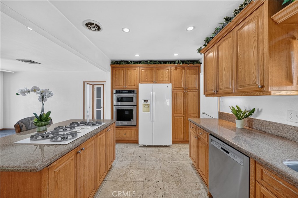 9502 Olney Street Property Photo 10