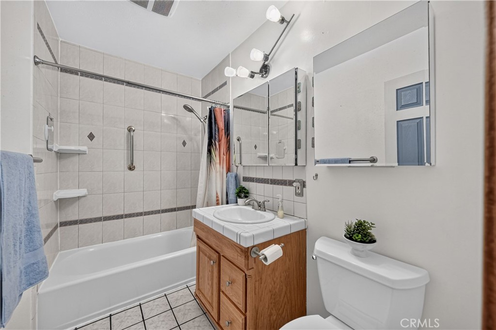 9502 Olney Street Property Photo 20