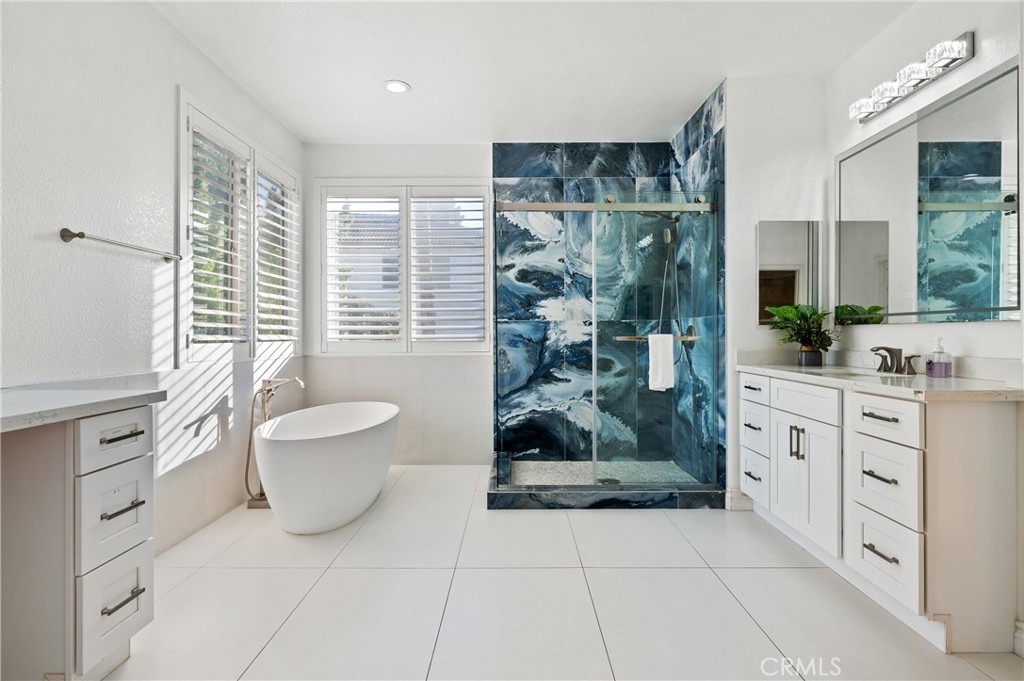 19366 Fortune Place Property Photo 43