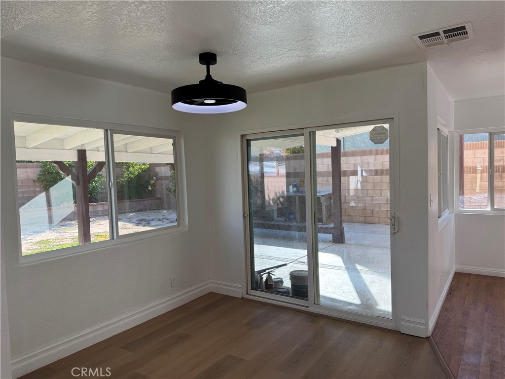 1124 Amorosa Property Photo 6