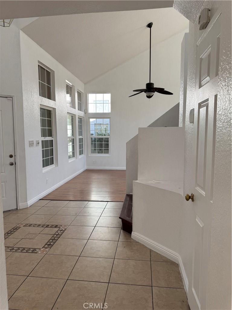 1124 Amorosa Property Photo 7