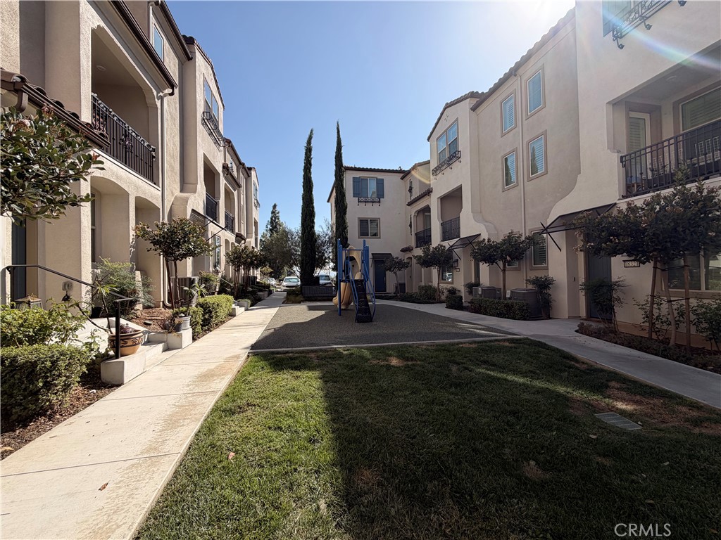 4341 Blazing Star Way Property Photo 4