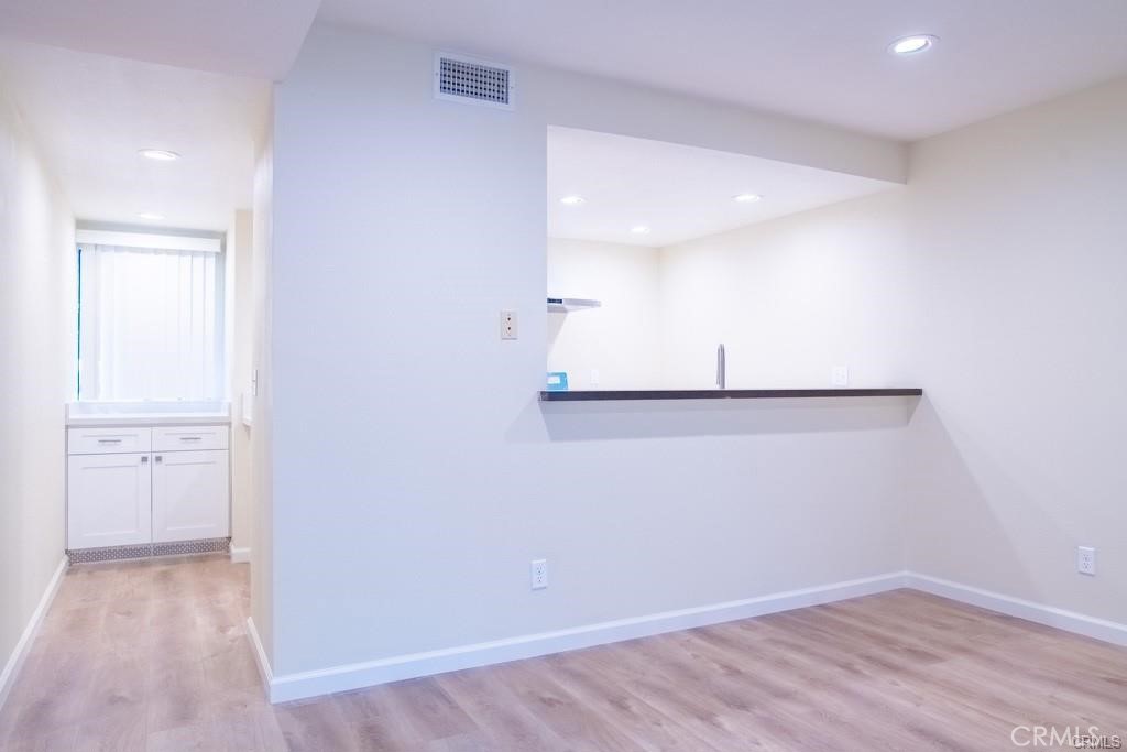 3608 Hemlock Property Photo 4