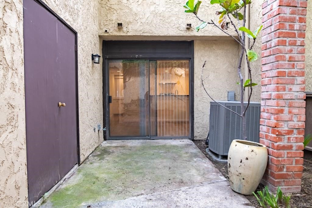 3608 Hemlock Property Photo 23