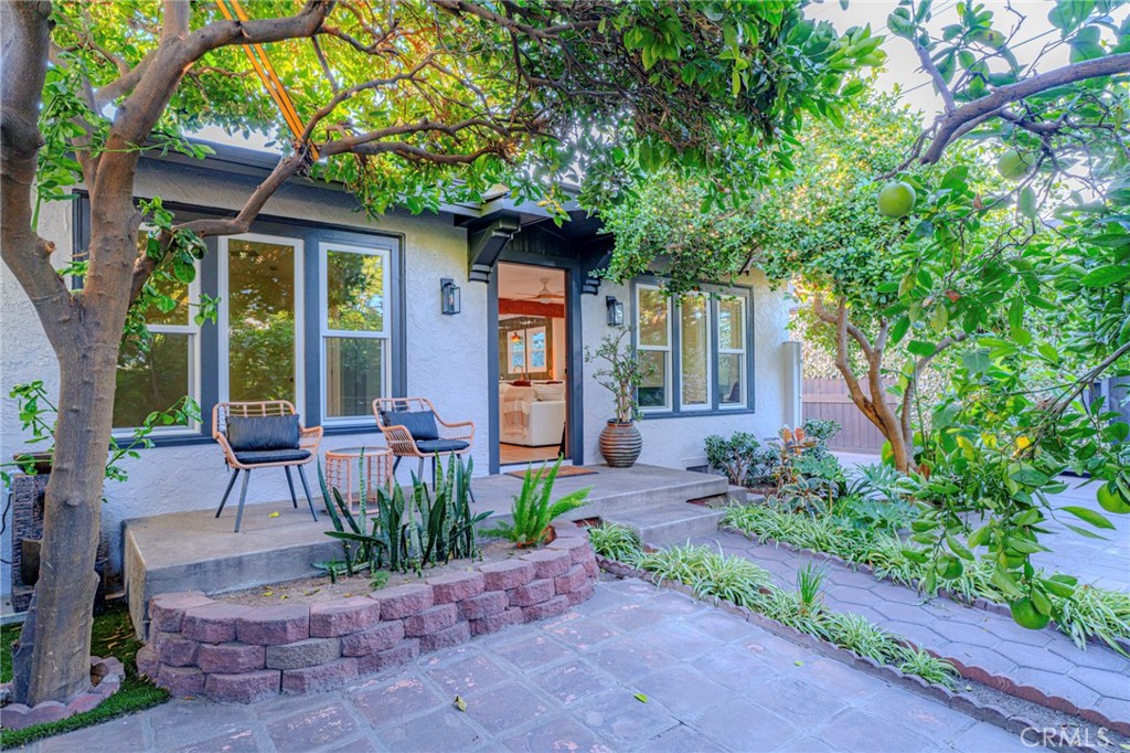 5462 Homeside Property Photo 3