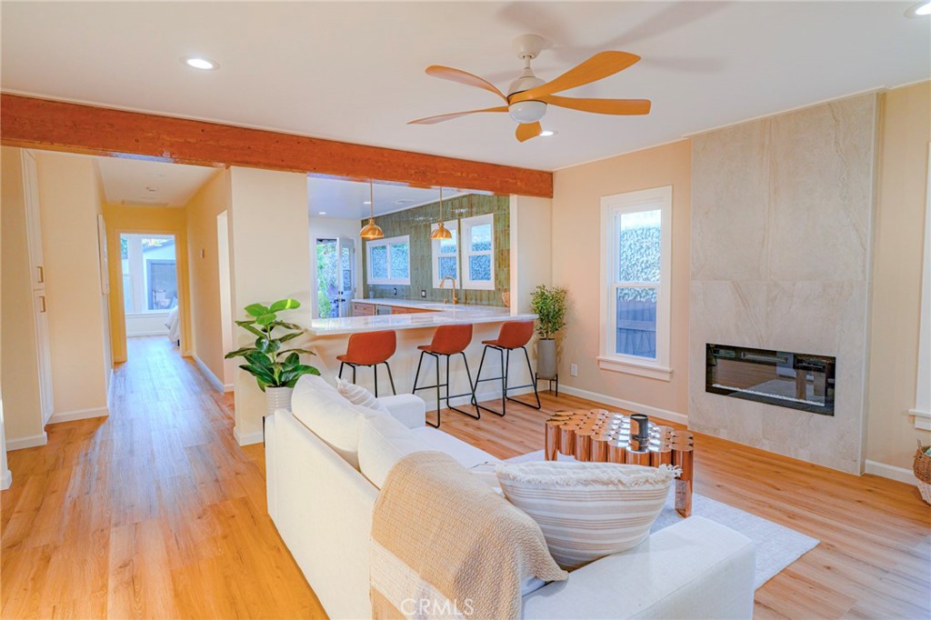 5462 Homeside Property Photo 6