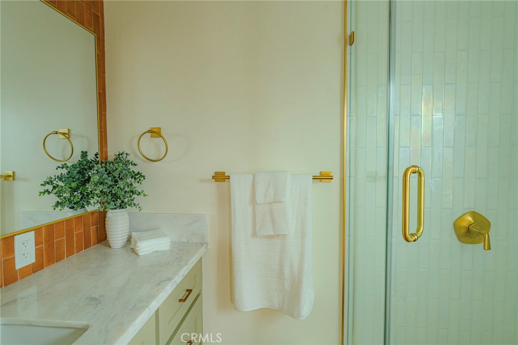 5462 Homeside Property Photo 25
