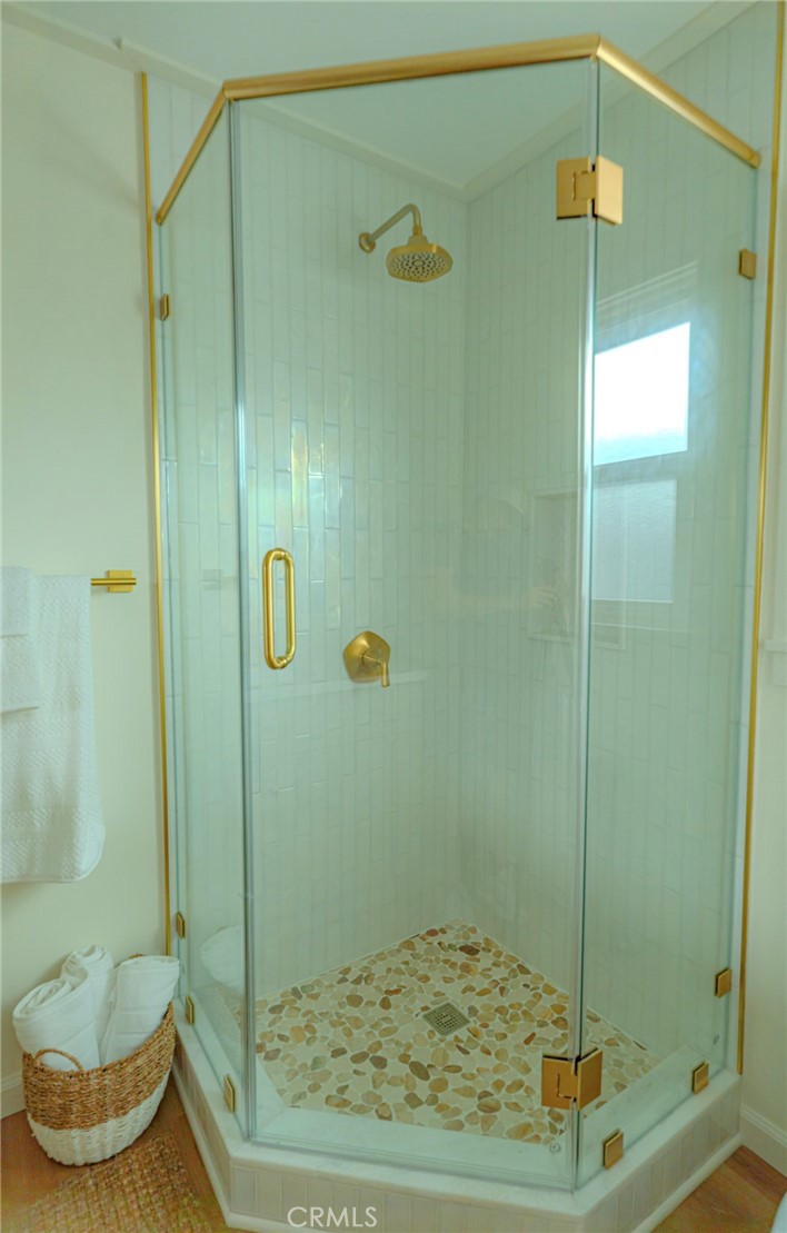 5462 Homeside Property Photo 26