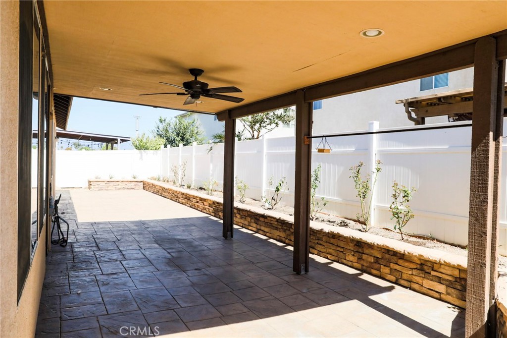 7432 Cobble Creek Drive Property Photo 26