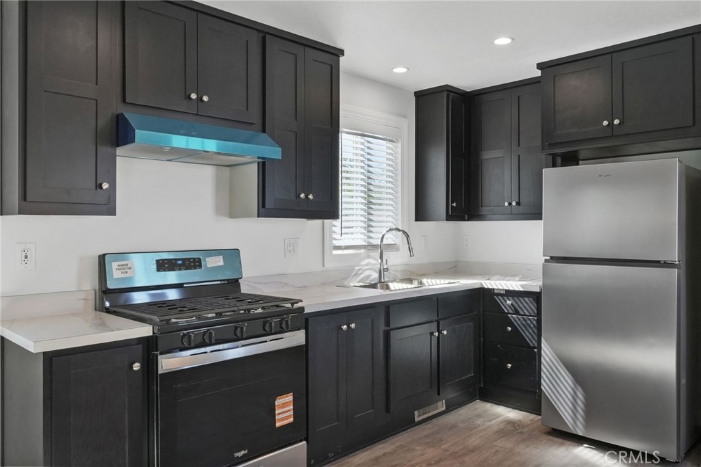 2150 S San Jacinto Avenue 21 Property Photo 13