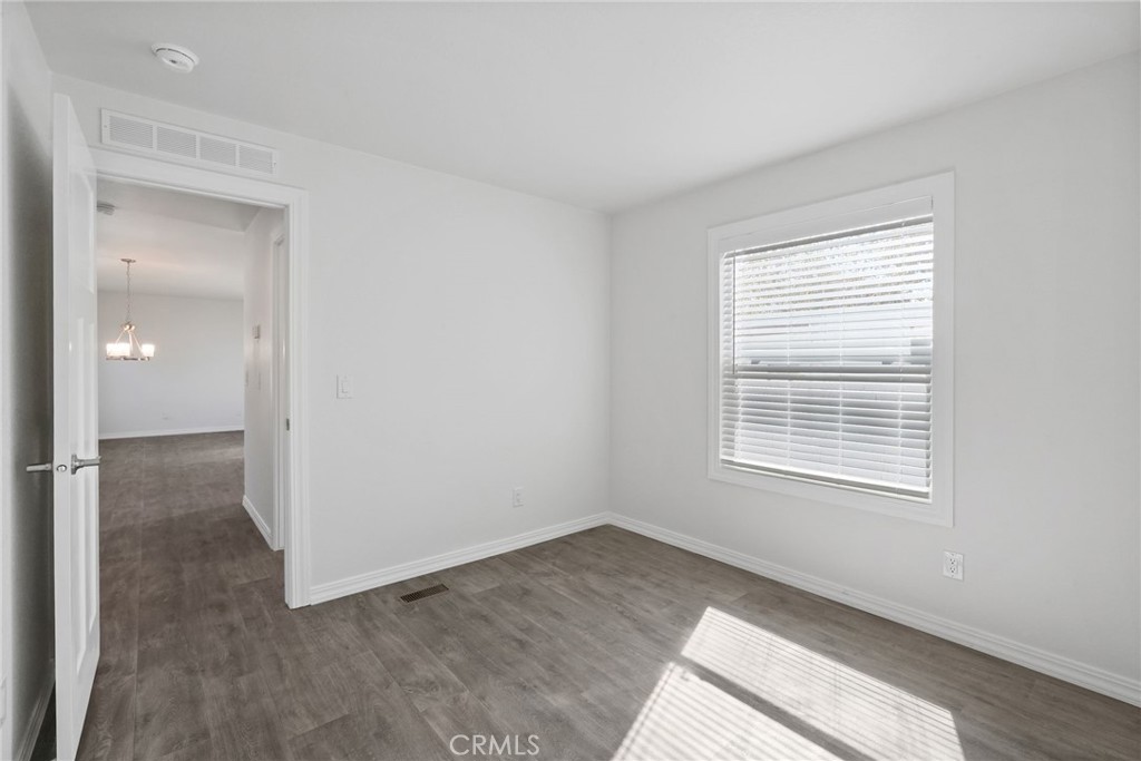 2150 S San Jacinto Avenue 21 Property Photo 18