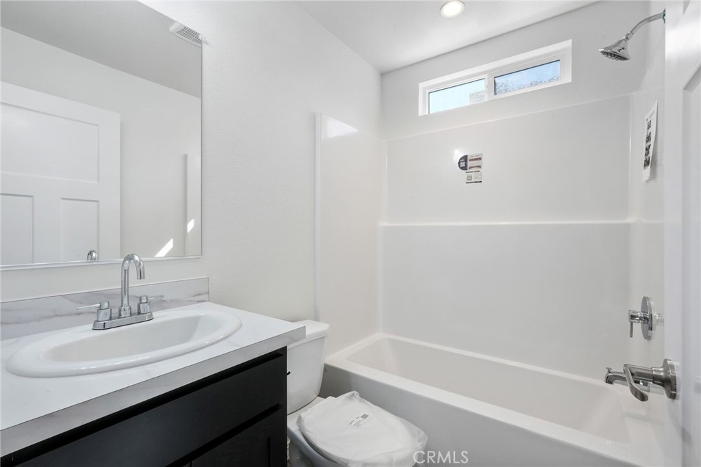 2150 S San Jacinto Avenue 21 Property Photo 23