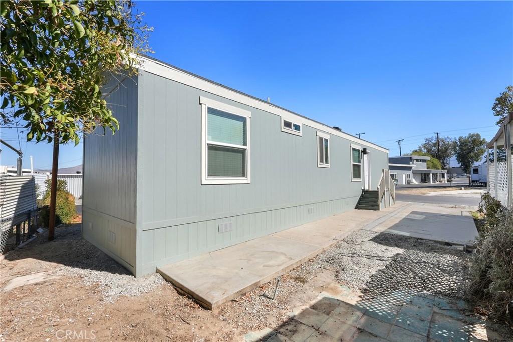 2150 S San Jacinto Avenue 21 Property Photo 25