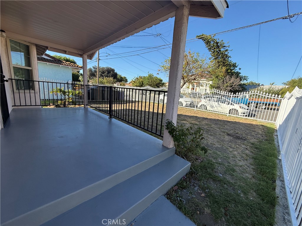 3322 Charlotte Ave Property Photo 4