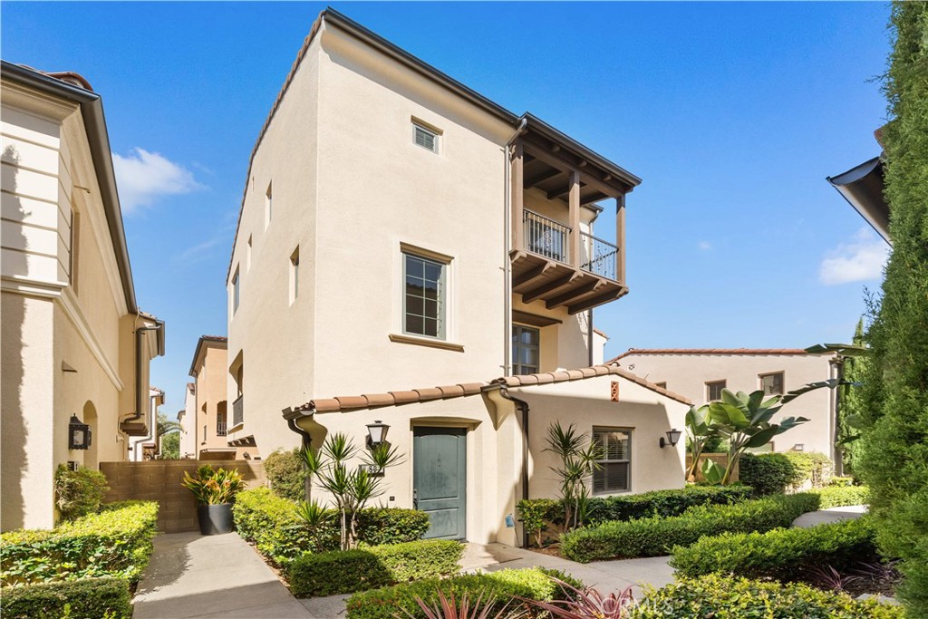 80 Strawberry Property Photo 1