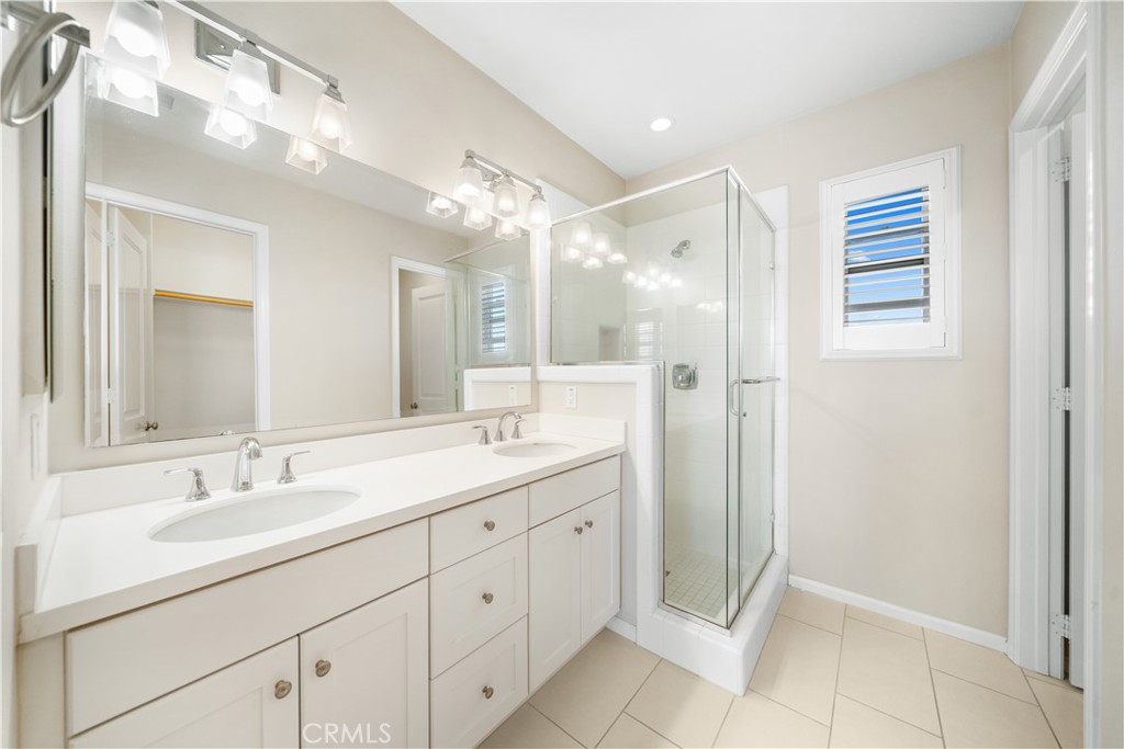 80 Strawberry Property Photo 11