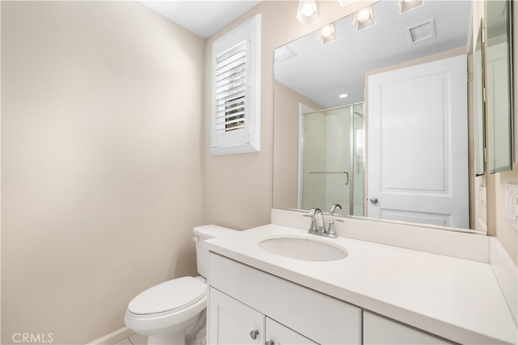 80 Strawberry Property Photo 15