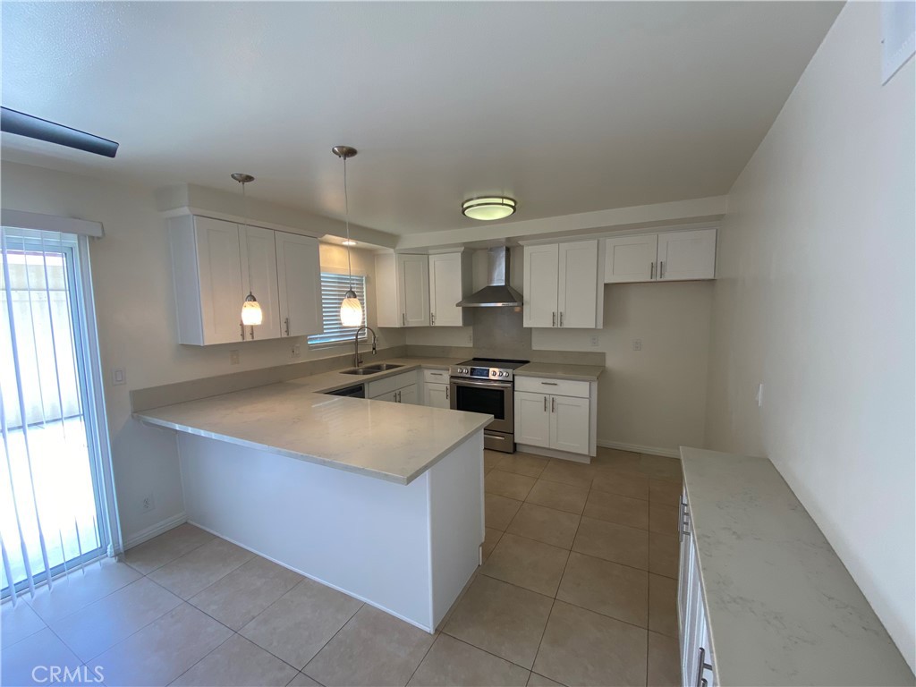 21281 Freeport Lane Property Photo 6