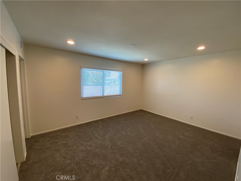 21281 Freeport Lane Property Photo 10