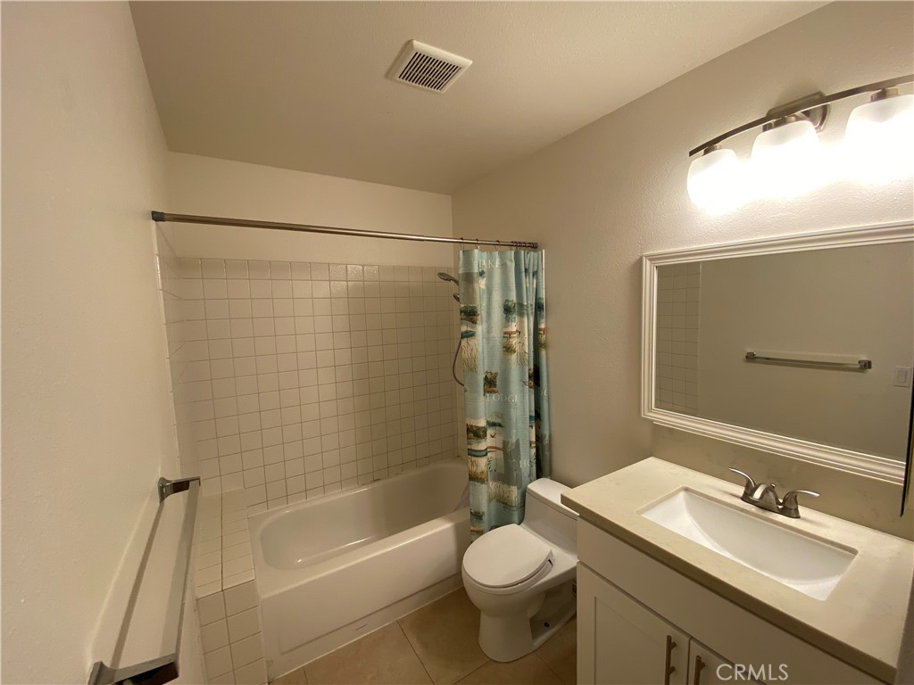 21281 Freeport Lane Property Photo 13
