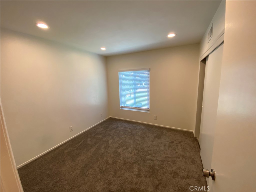 21281 Freeport Lane Property Photo 14
