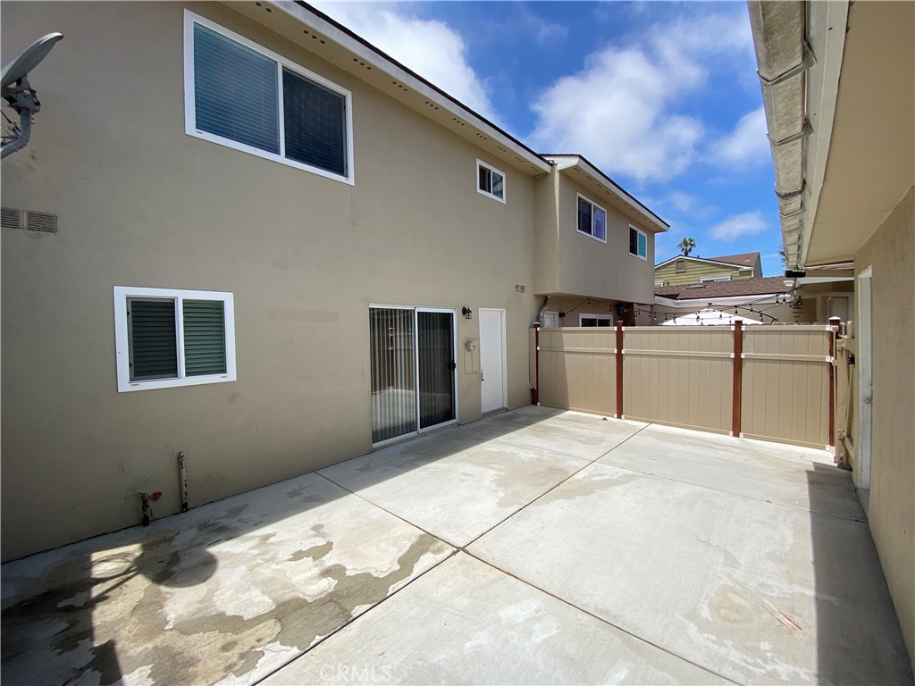 21281 Freeport Lane Property Photo 15