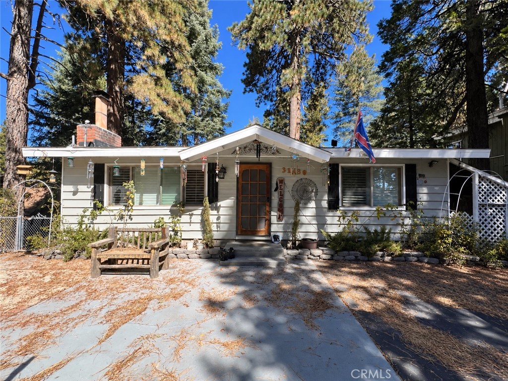 31430 Frontier Drive Property Photo 1
