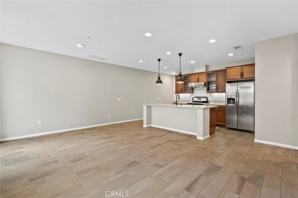 22071 Barrington Way Property Photo 8
