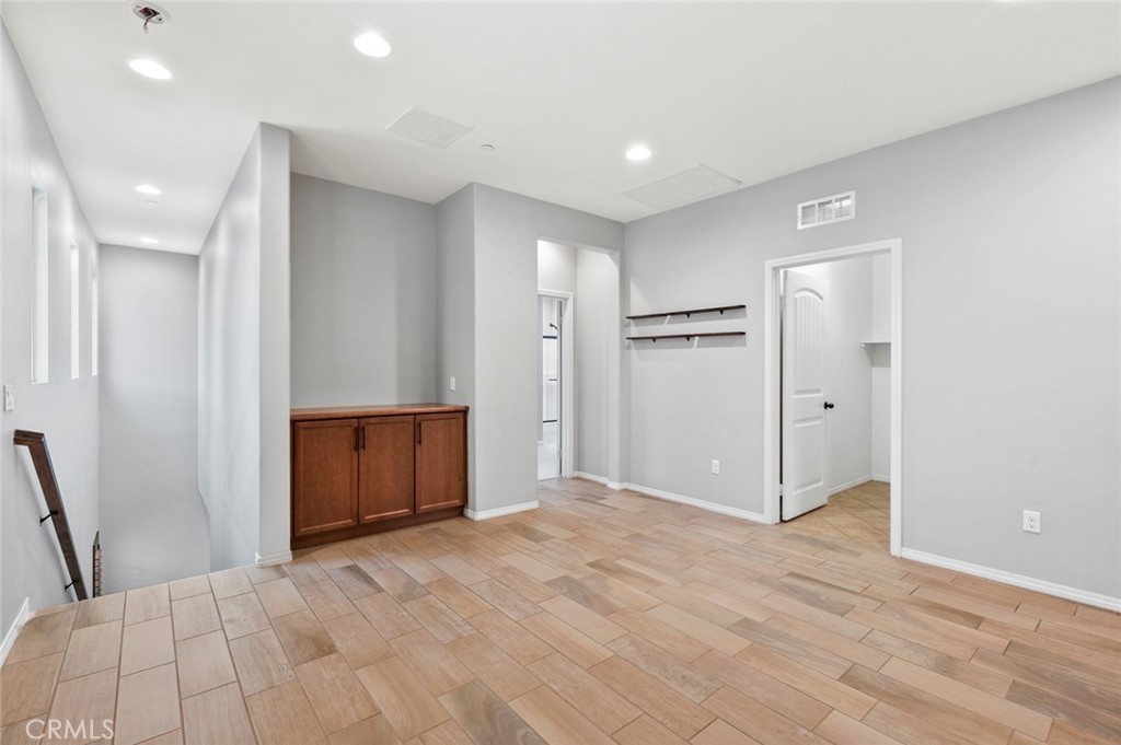 22071 Barrington Way Property Photo 17