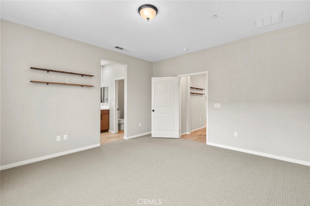 22071 Barrington Way Property Photo 20
