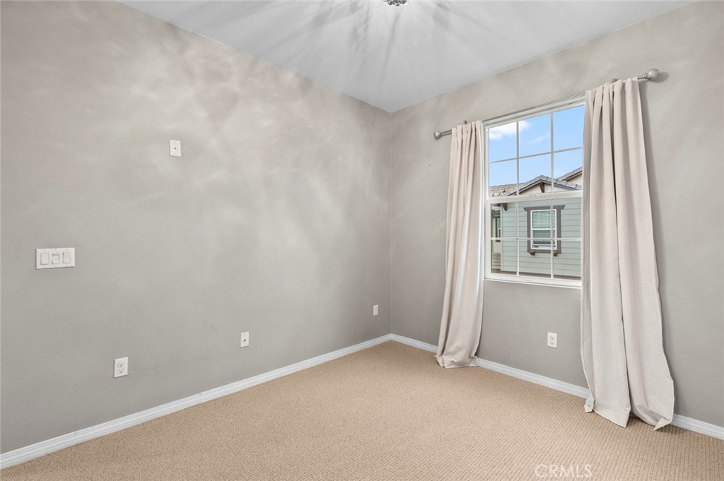 22071 Barrington Way Property Photo 30