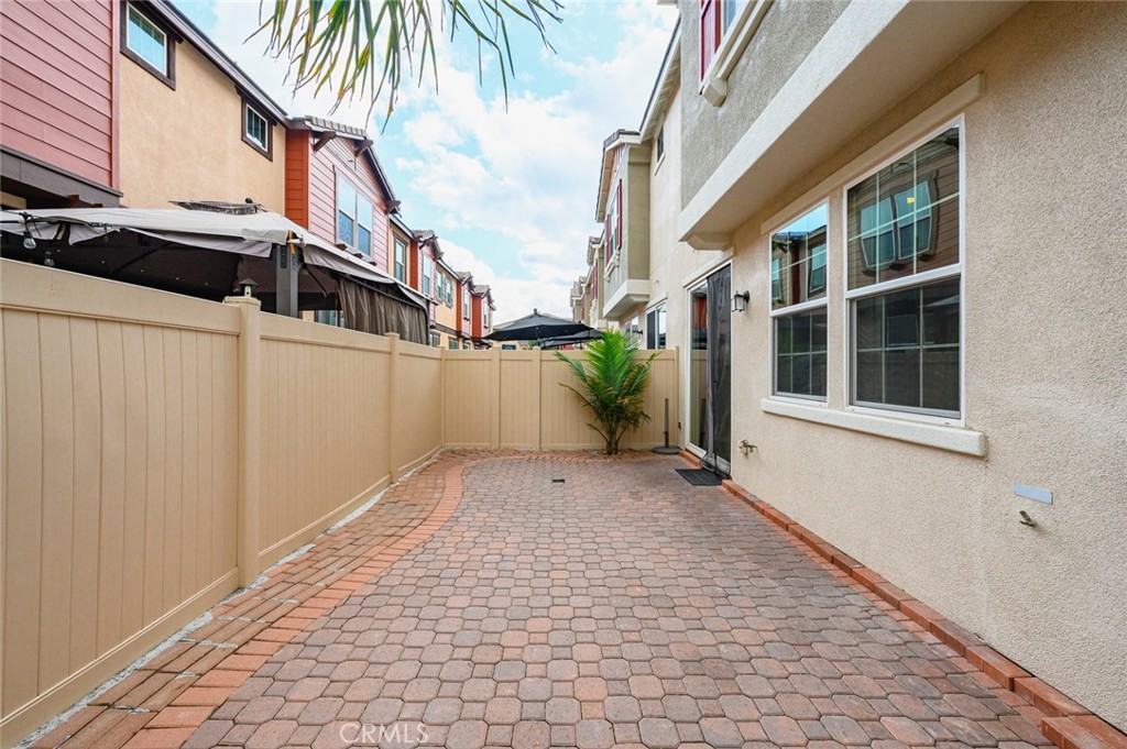 22071 Barrington Way Property Photo 35