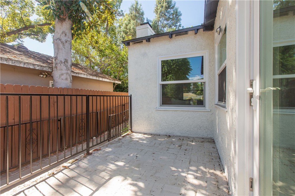 210 N Naomi Property Photo 41