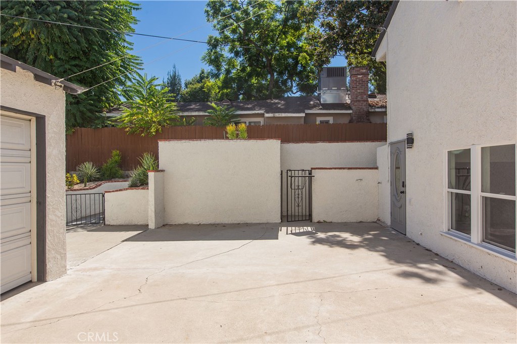210 N Naomi Property Photo 48