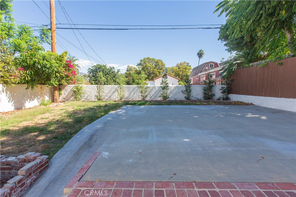 210 N Naomi Property Photo 52