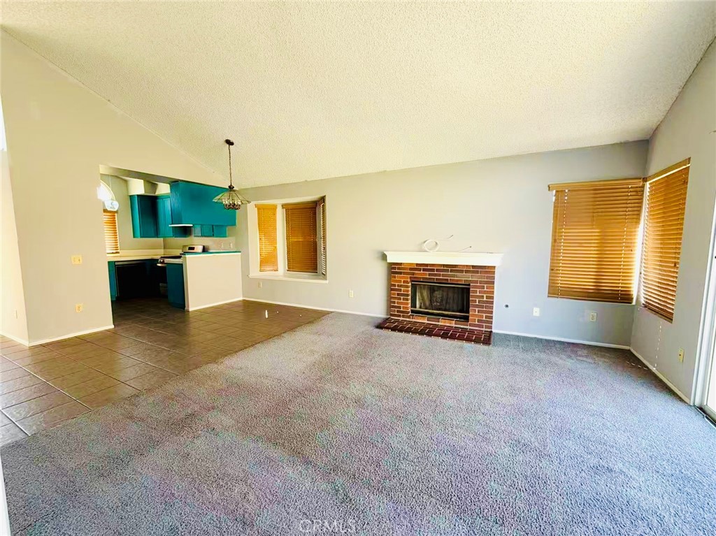 21416 Blossom Hill Ln Property Photo 9