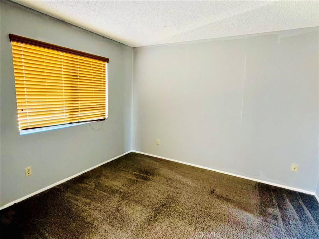 21416 Blossom Hill Ln Property Photo 13