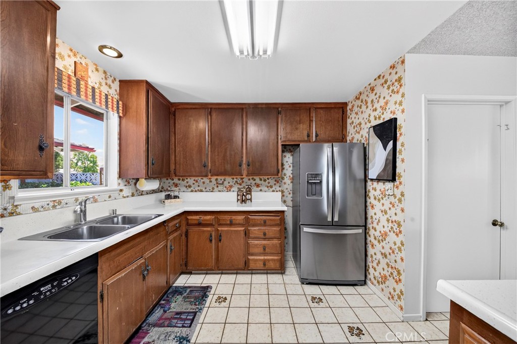1903 W Chanticleer Road Property Photo 17