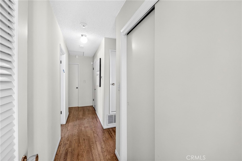 1903 W Chanticleer Road Property Photo 19