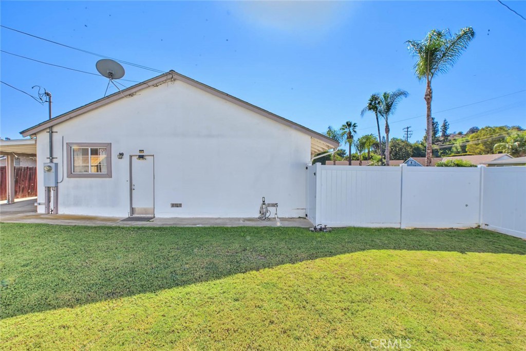 2740 Sunbright Property Photo 26