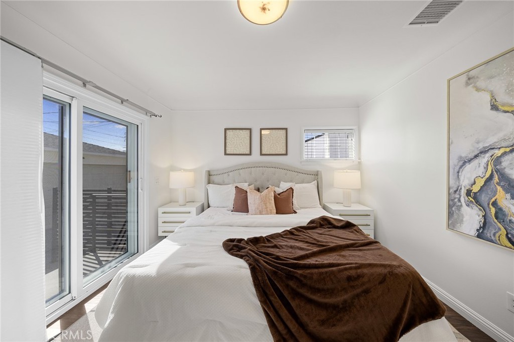 822 Bilton Way Property Photo 16